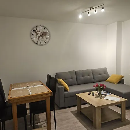 Apartment Joli En Face De *